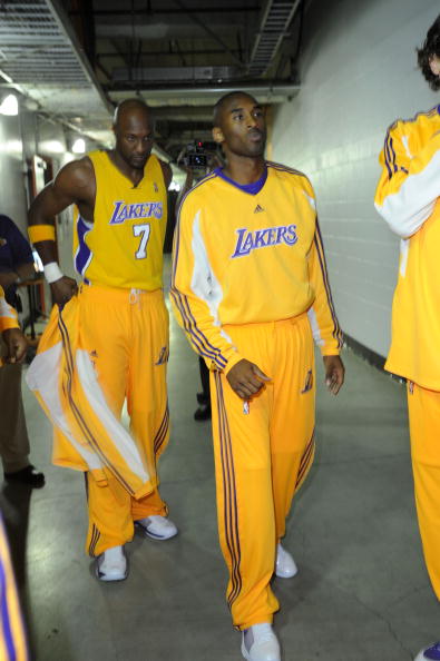 了他们的自 了他们的自