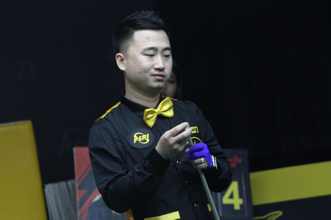 场上连线的 场上连线的